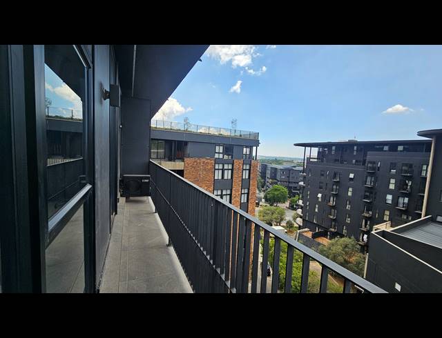 1 BEDROOM APARTMENT FOR SALE IN SANDOWN